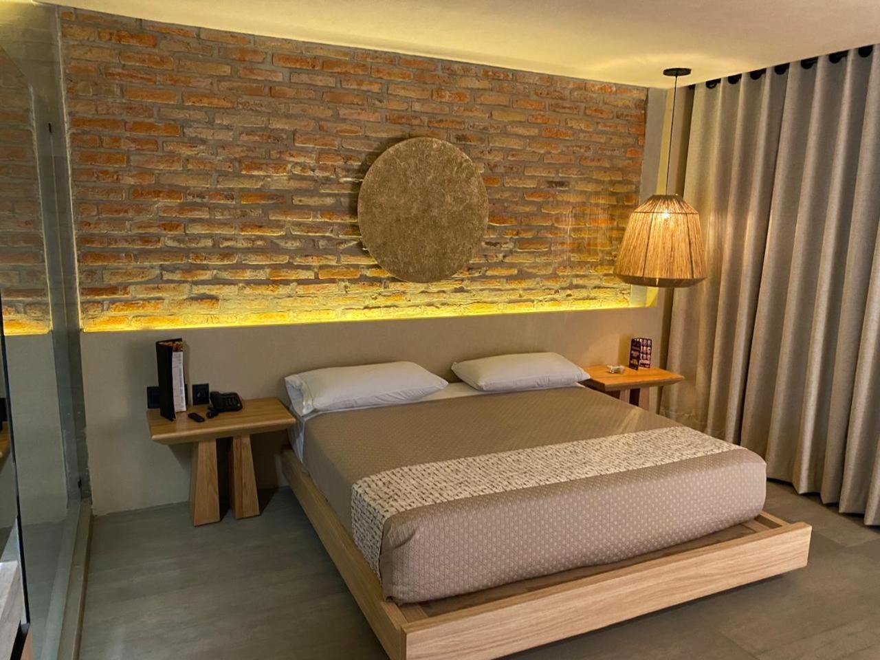 Motel London Concepcion del Valle Εξωτερικό φωτογραφία